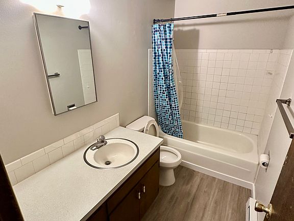 5th image of 6104 N Mayfair St #1