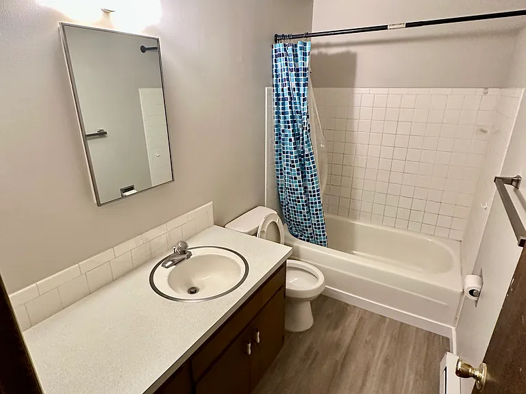 6104 N Mayfair St #1 — Photo 5