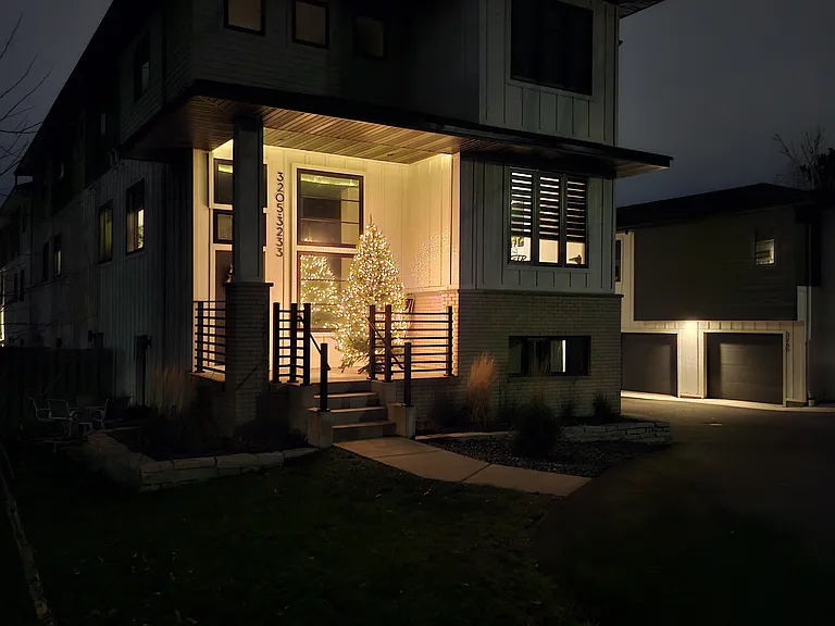 Theodora Rowhomes — Photo 33