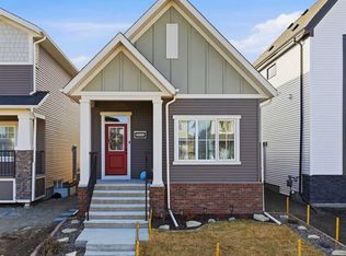 937 Reynolds Ln E, Airdrie, AB T4B 5L7