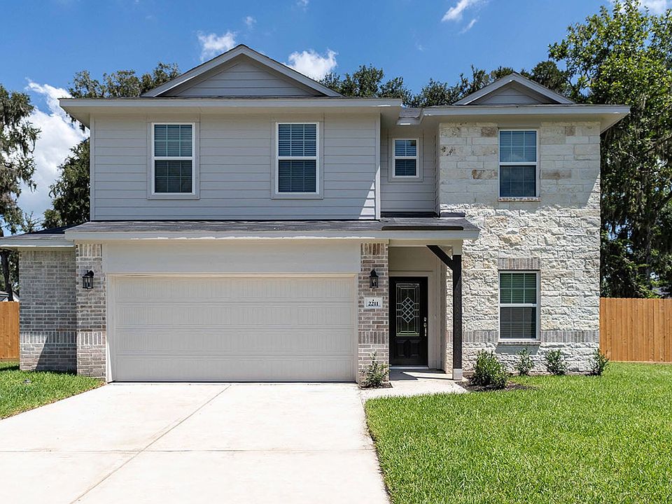 1st image of 2211 Shalmar Dr