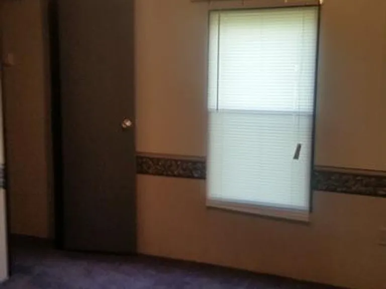 15 Michelle Dr — Photo 10