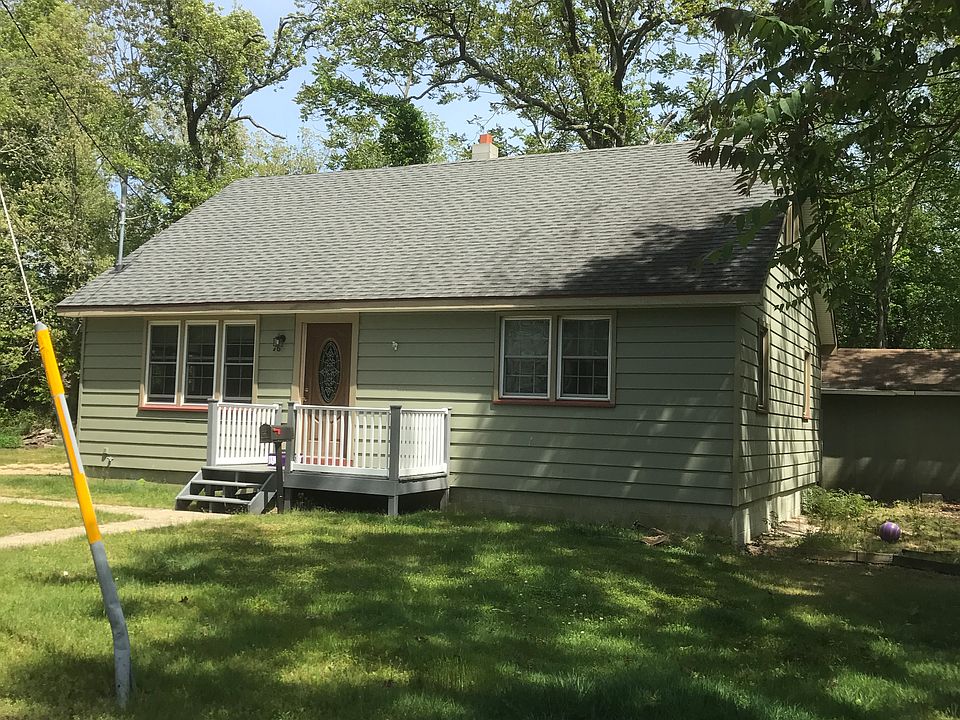 1st image of 16 Abbott St