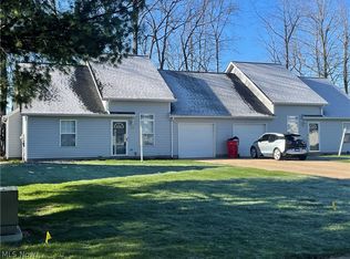 1918-1920 Eastbranch Cir NE, Canton, OH 44705