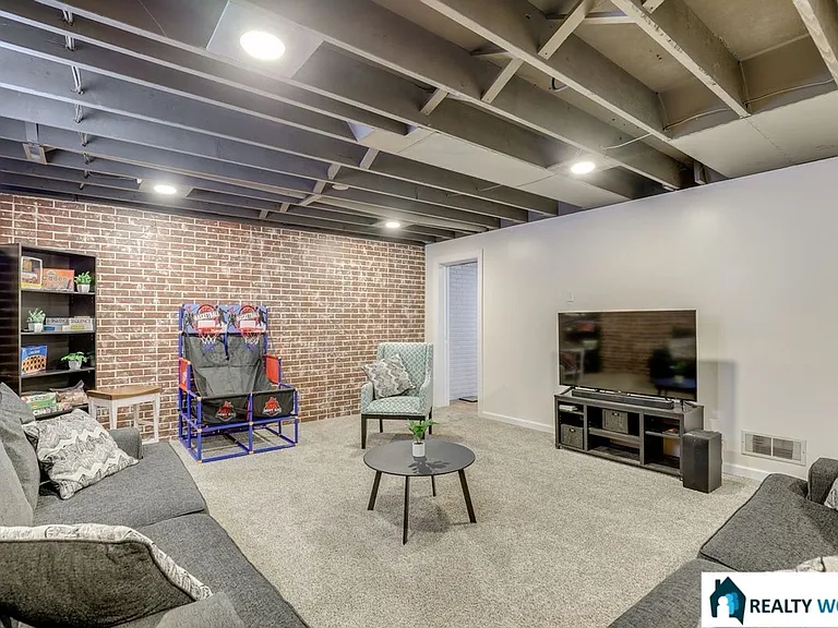5206 Melrose Ave — Photo 14