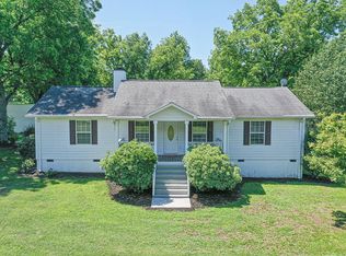 107 Freeway Rd, Greenwood, SC 29649
