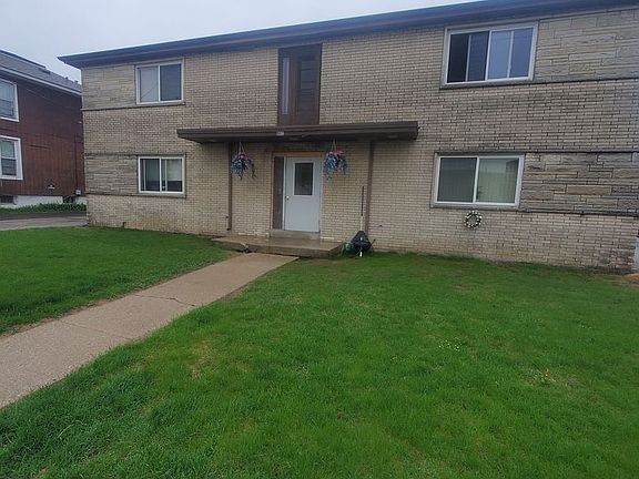 3rd image of 327 Arlington St APT 6