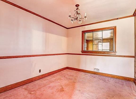 3rd image of 5256 Bassett Ave