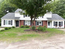 25 Styles Rd, New Boston, NH