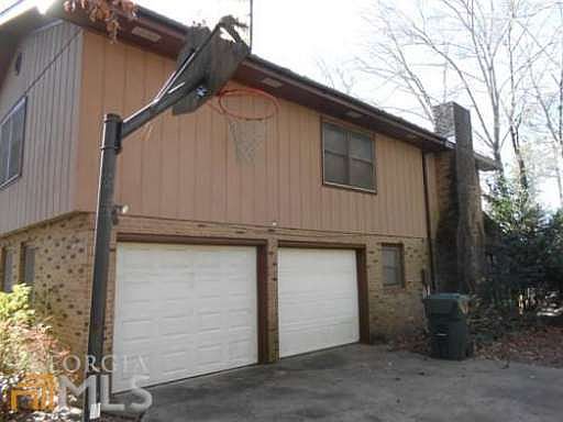 4th image of 403 Heritage Dr