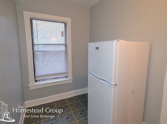 4th image of 4602 N Beacon St APT 2B