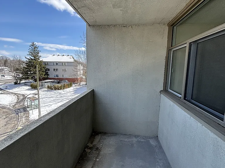 70 McEwen Ave #404 — Photo 12