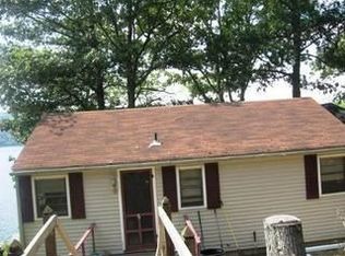 5 Waterfront Way, Holland, MA 01521