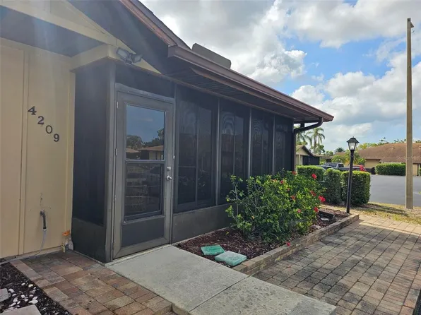 4209 66th Street Cir W, Bradenton, FL 34209