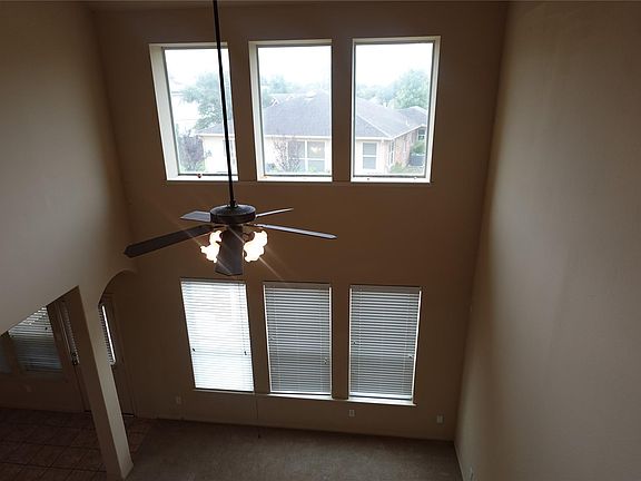 3rd image of 3230 Raintree Village Dr