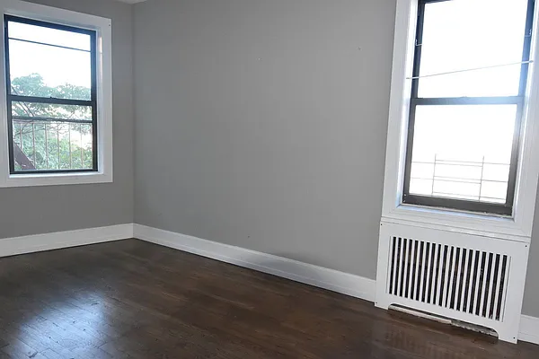 Rented by Zuz Realty | media 29