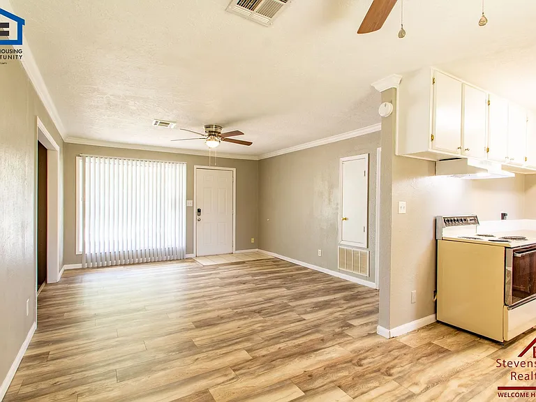 2610 NW Lindy Ave — Photo 23
