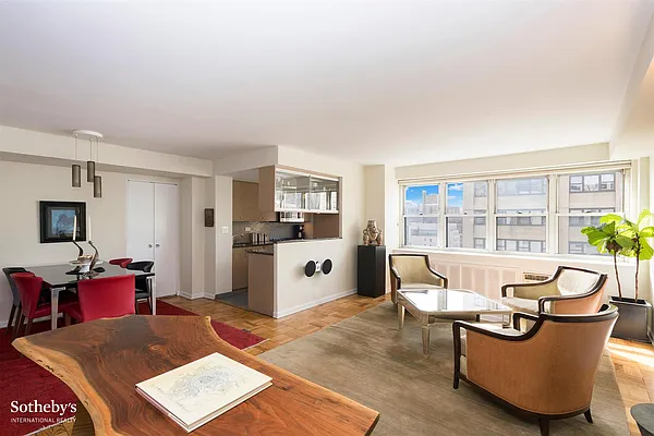 Sold by Sotheby's International Realty | media 1