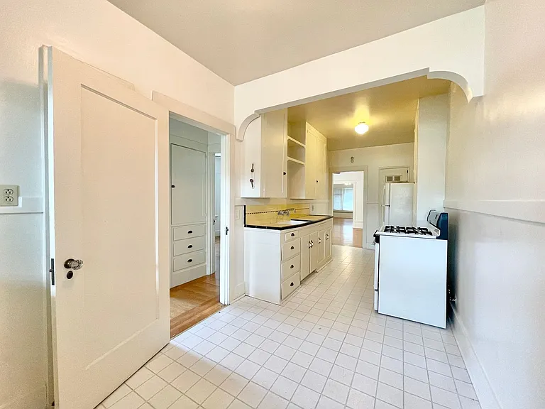 3920 J Street — Photo 9