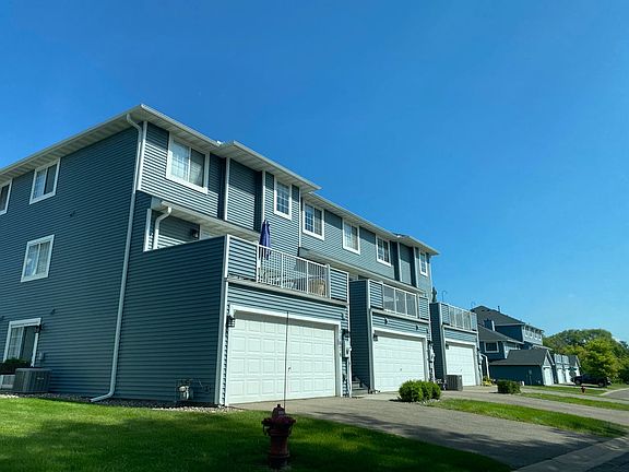 3rd image of 11674 Millpond Ave #127