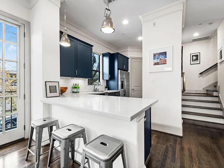 3302 Audley St #112 — Photo 3