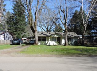 313 S Kerby Ave, Cave Junction, OR 97523