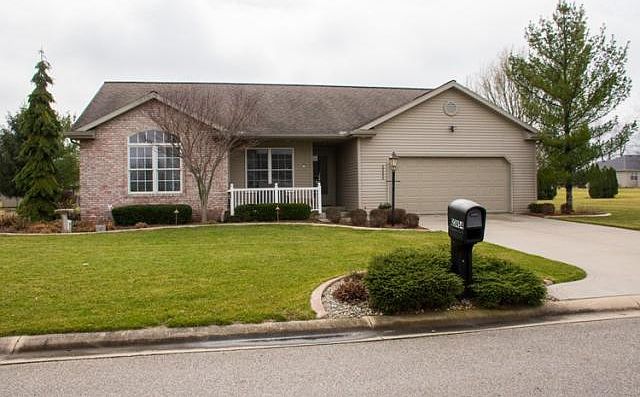 1st image of 22454 Blossom Ct