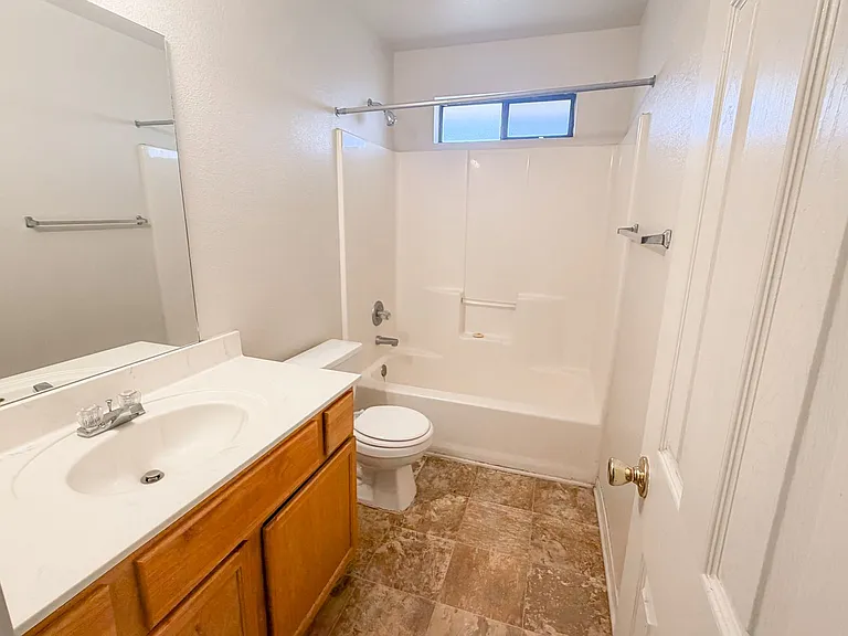 5202 Daybreak Cir — Photo 6