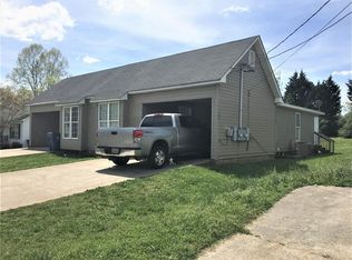 246 Lawrence St, Adairsville, GA