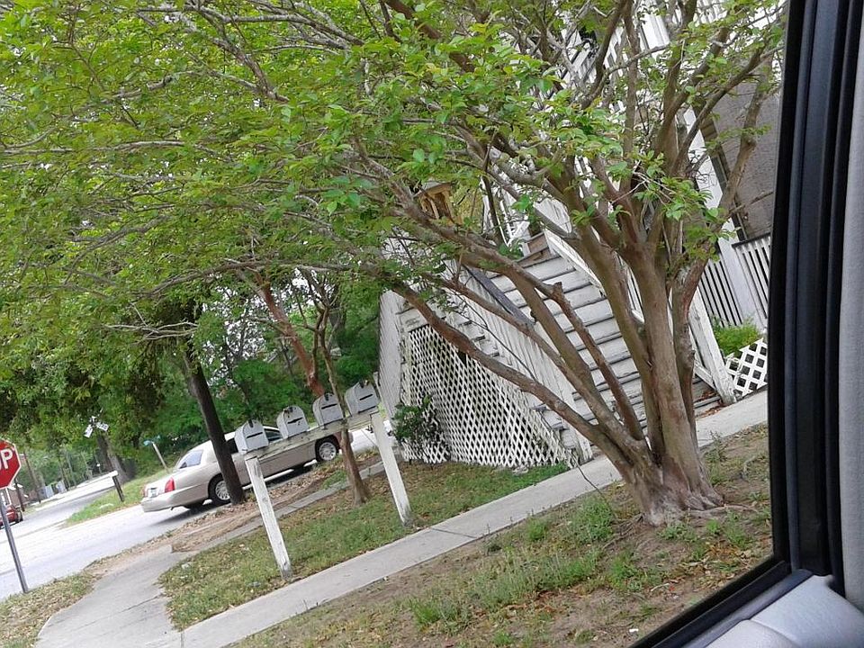 2nd image of 1901 Success St #8