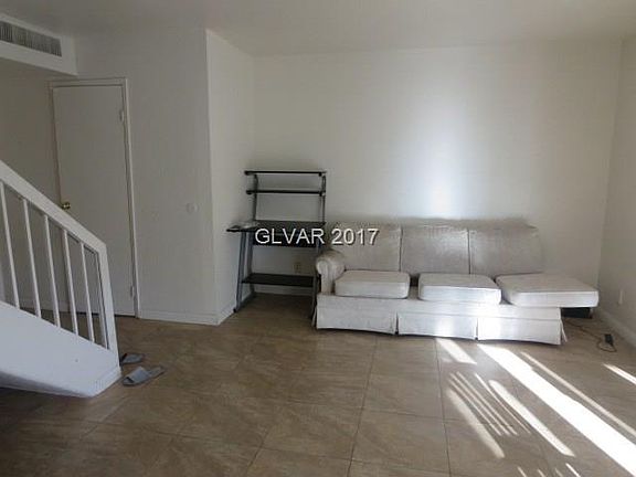 4th image of 7009 Stober Ct