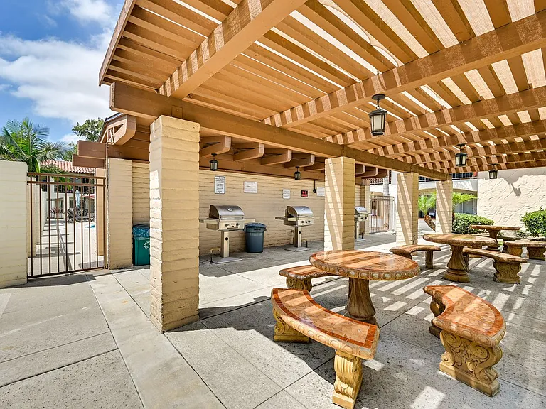 6059 Rancho Mission Rd #1-ID1545949P — Photo 18