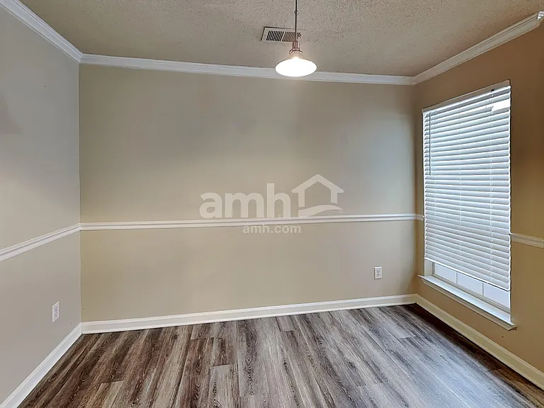 140 Cannon Dr — Photo 7