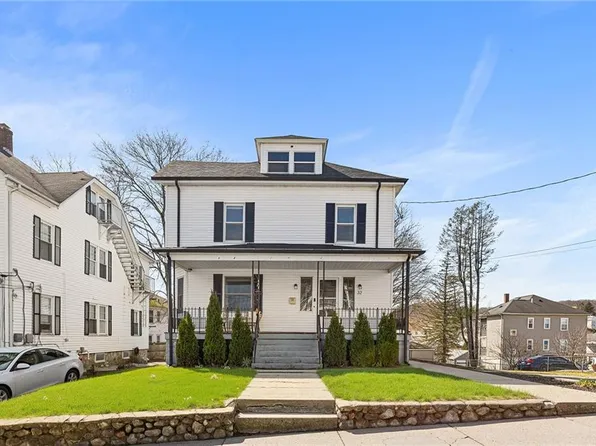 32 5th Ave, Woonsocket, RI 02895