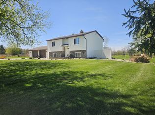 7378 S Chandler Rd, Saint Johns, MI 48879