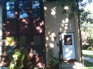 822 Jamestown Rd, East Windsor, NJ 08520