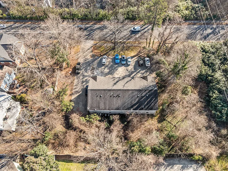 1605 N Roxboro St — Photo 15