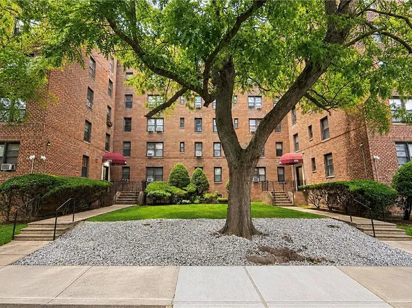 1275 E 5th St APT 3D, Brooklyn, NY 11230