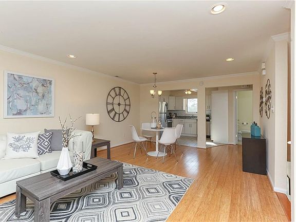 4th image of 3196 E Ocean View Ave #22