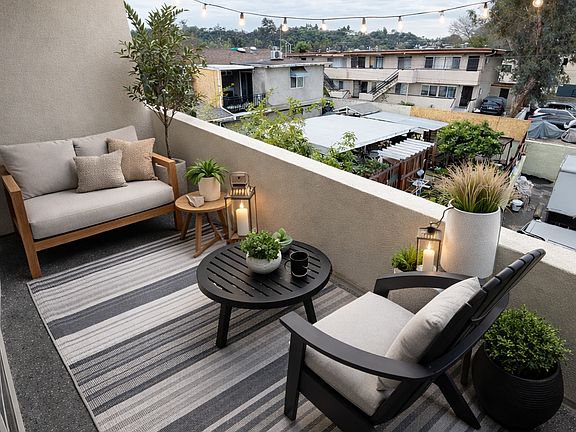 5th image of 840 Chestnut Ave #6A