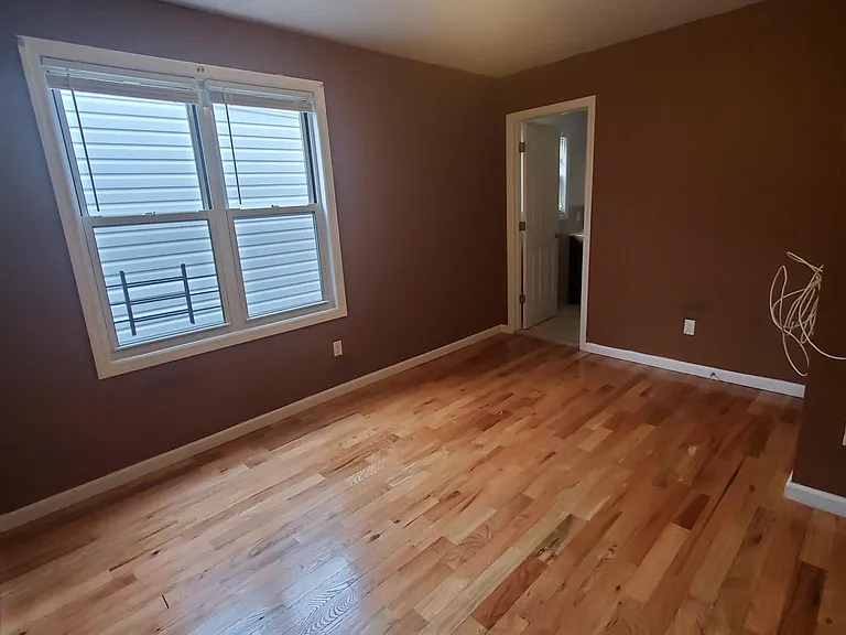 81 Summer Ave #3 — Photo 5