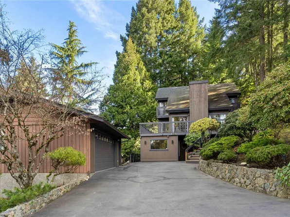 531 Summit Dr, Nanaimo, BC V9T 5J7