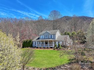 359 Sequoyah Dr, Waynesville, NC 28785