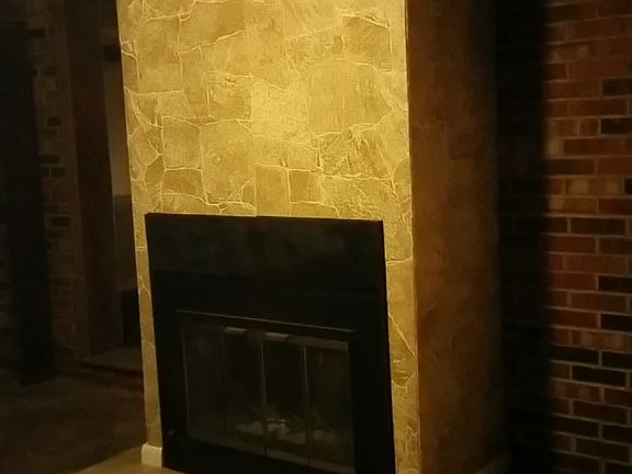 4th image of 356 Oak Hill St