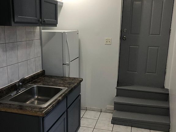 2nd image of 2138 N Kildare Ave #Basement