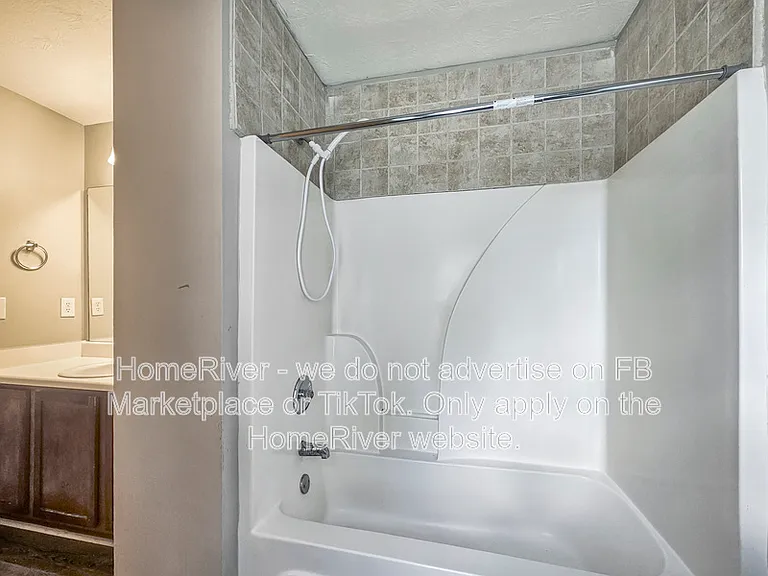 4723 Beau Point Ct — Photo 19