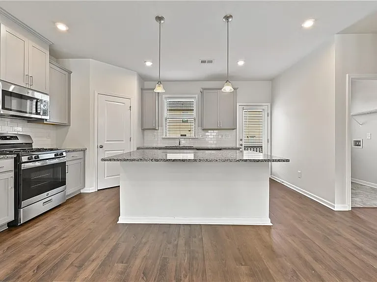 3798 Hidden Valley Cir — Photo 21