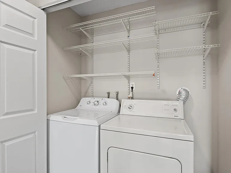 512 Sandalwood Pl #7 — Photo 10