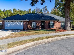 92 Lachlan Ln, Midway, GA 31320