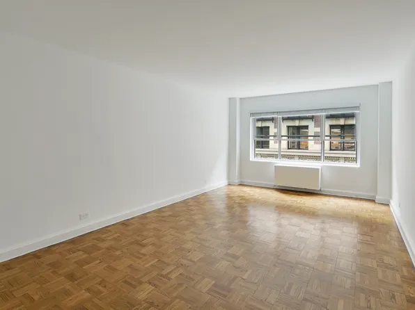 136 East 55th Street image 1 of 6